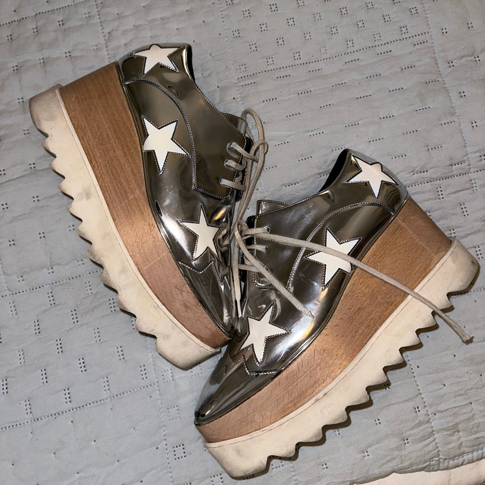 STELLA MCCARTNEY SILVER WHITE STAR PLATFORM shoes